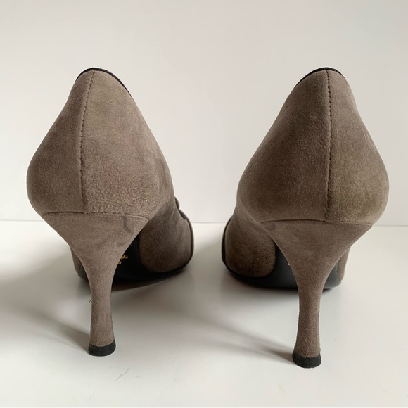 Prada Mid Heel Pointed Loafer Pump with Buckle Grey - Picture 7 of 17